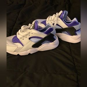 Youth Nike Brand New